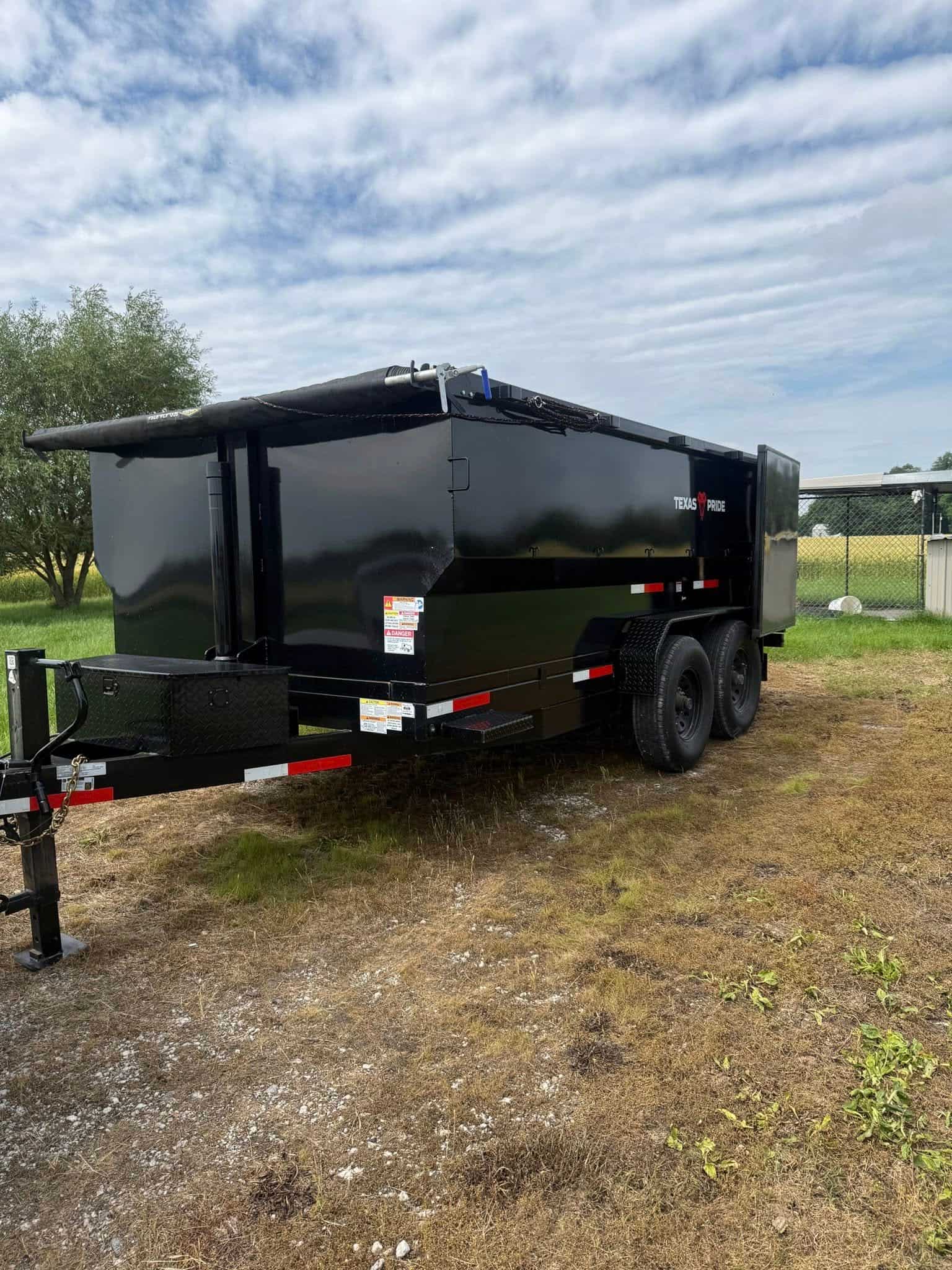 Black 14-yard dump trailer near Carlyle Illinois